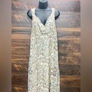 Cato Dress Woman Size 8 Crocheted Back  Sleeveless Maxi Beige And White